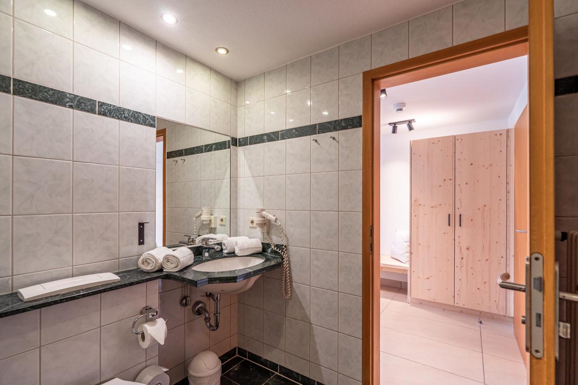 Apartament Stuub Jostal Titisee-Neustadt Pokój zdjęcie